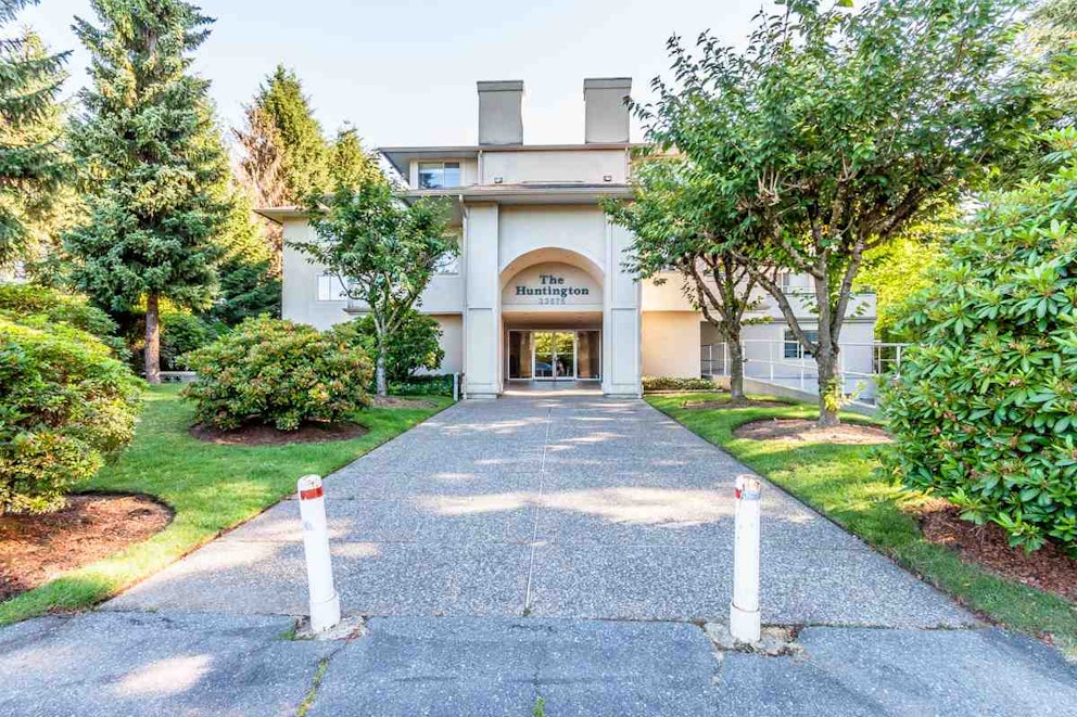 The Huntington, 33675 Marshall Road Abbotsford, BC REW