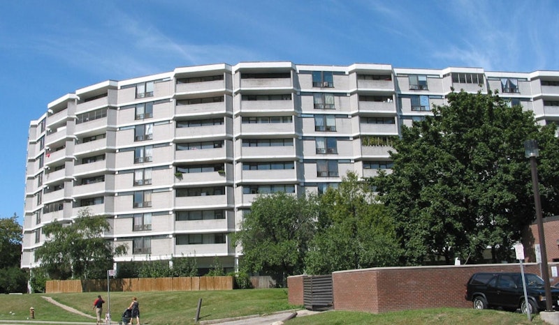 Flemingdon Park Apartments, 10 Saint Dennis Drive Toronto, ON REW