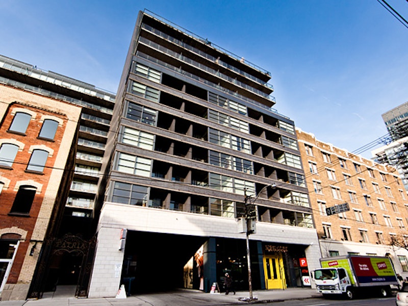 Victory Condominiums, 478 King Street West Toronto, ON REW Victory Condominiums, 478 King Street West Toronto, ON REW