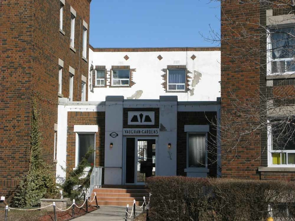 Vaughan Gardens, 205 Vaughan Road Toronto, ON REW