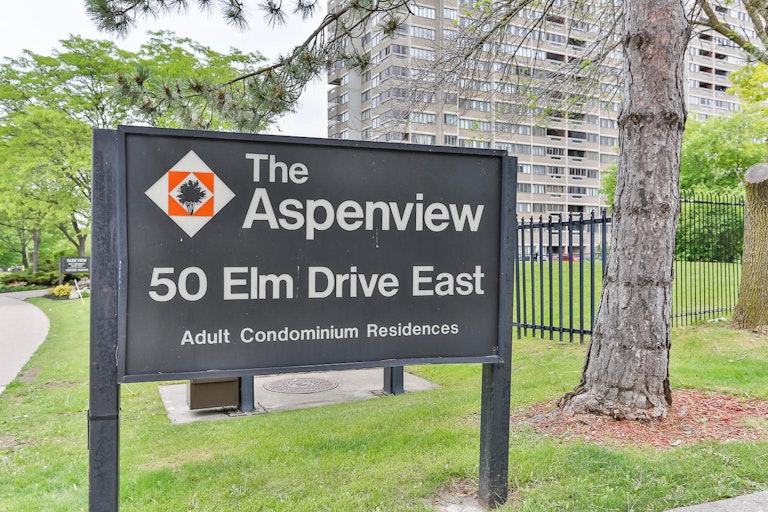 The Aspenview, 50 Elm Drive East Mississauga, ON REW