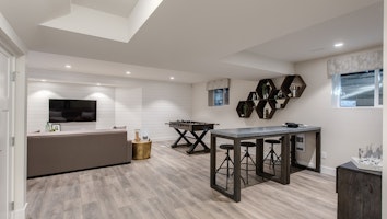 17 basement h0fm6m