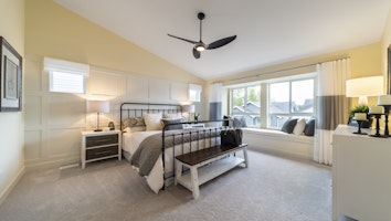 615 roslyn ridge 012