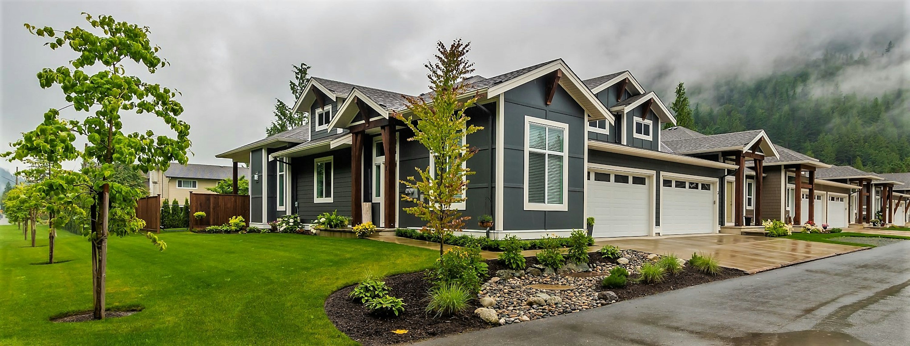 Emerson Cove By 0914238 Bc Ltd Harrison Hot Springs Bc Rew