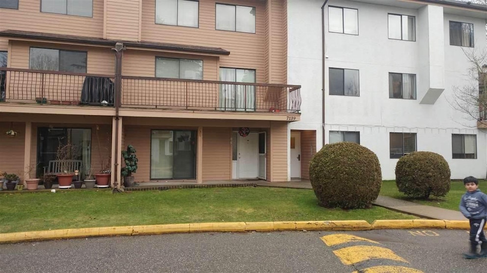 Suncreek, 7139 133a Street Surrey, BC REW