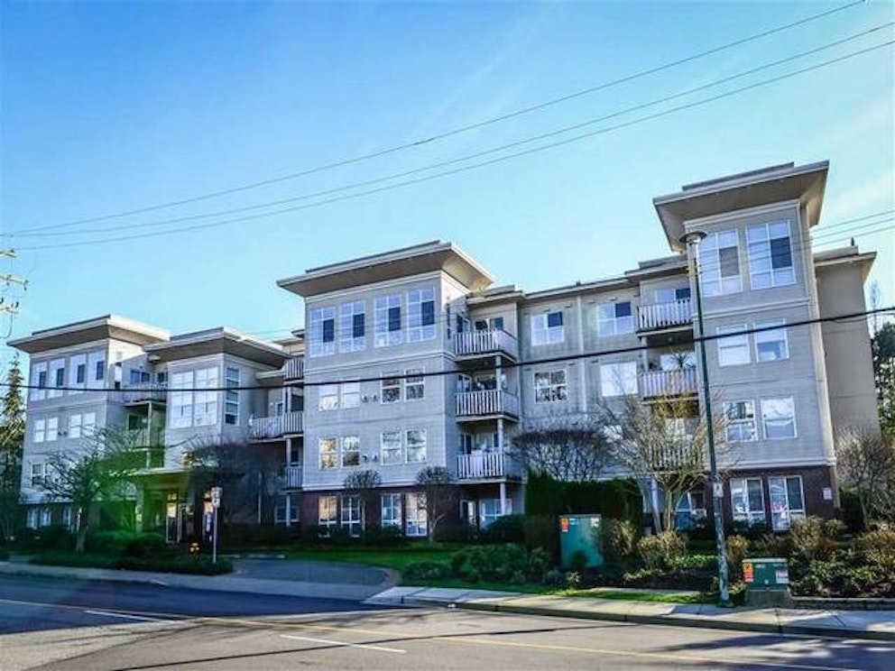 Sedona, 522 Smith Avenue Coquitlam, BC REW