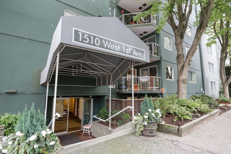 Mariner Point, 1510 1st Avenue West Vancouver, BC REW