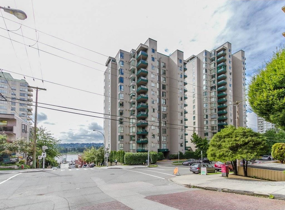 Carnarvon Place, 420 Carnarvon Street New Westminster, BC REW