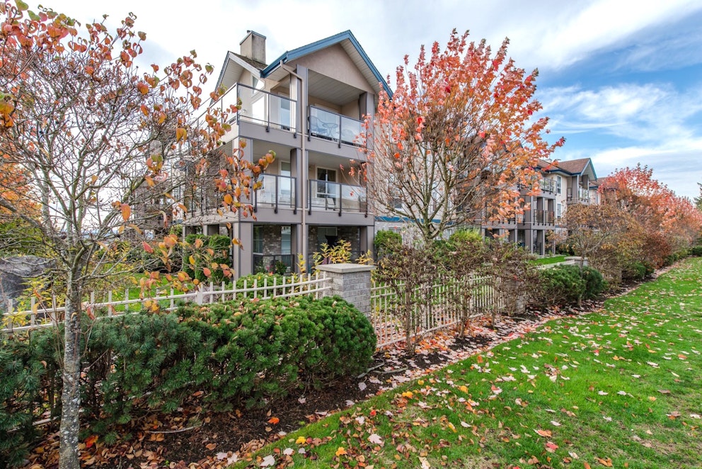 Kathleen Court, 33150 4th Avenue Mission, BC REW