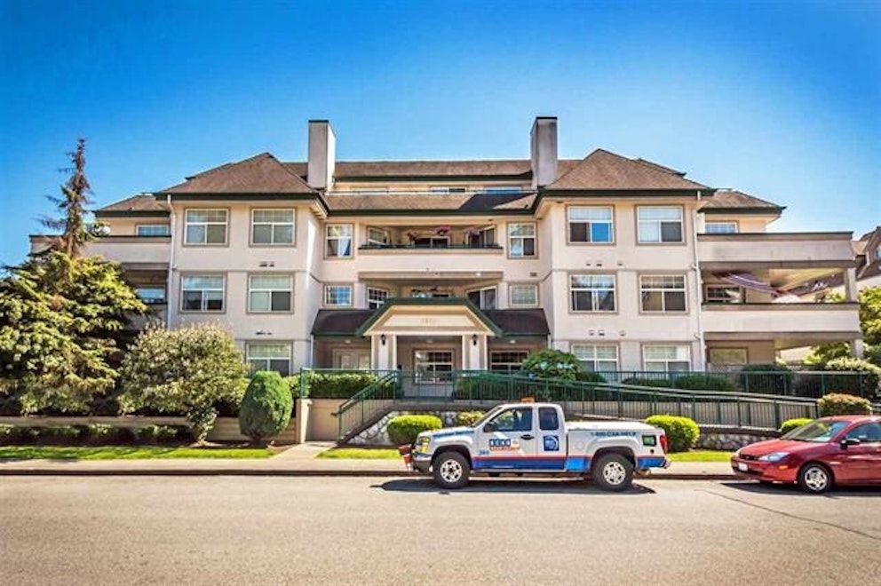 Wedgewood Manor, 1618 Grant Avenue Port Coquitlam, BC REW