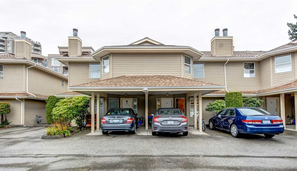 Place, 8531 Road Richmond, BC REW