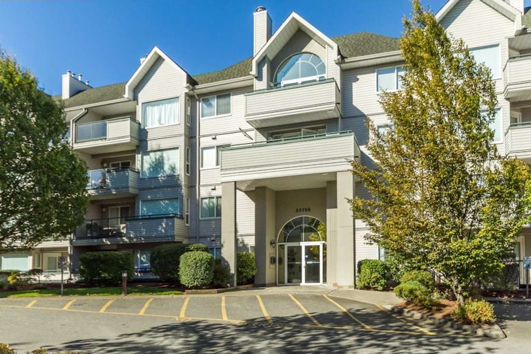 College Park, 33708 King Road Abbotsford, BC REW