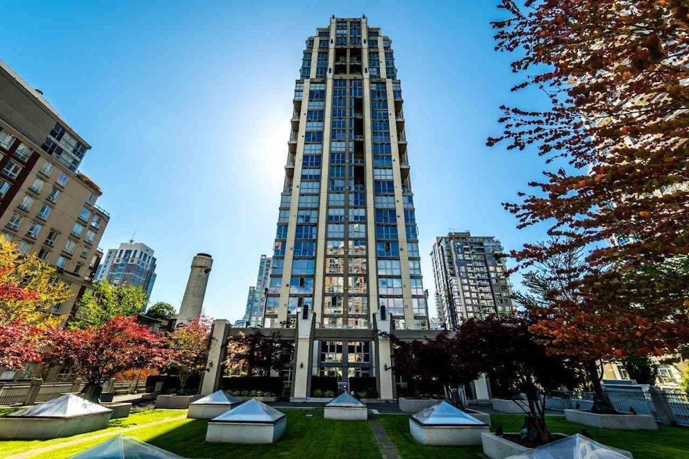 Metropolis, 1238 Richards Street Vancouver, BC REW