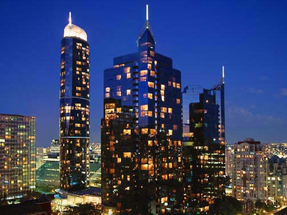 One Wall Centre, 938 Nelson Street Vancouver, BC | REW