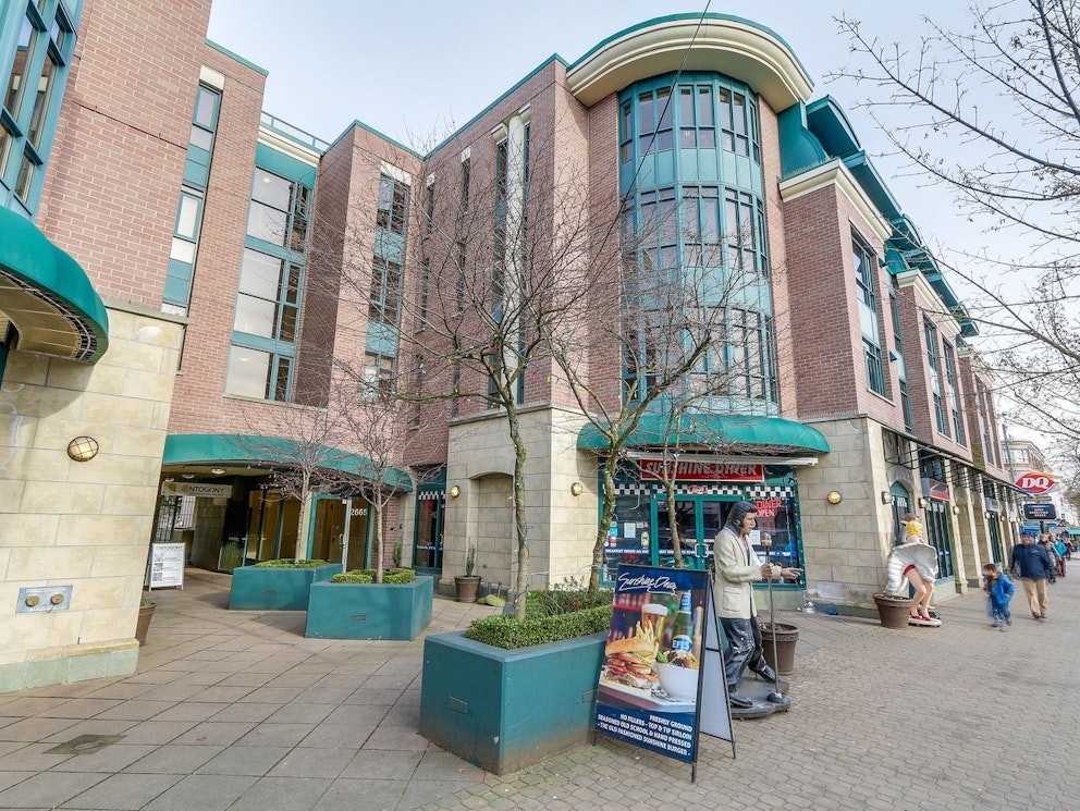 The Maguire Building, 2665 Broadway West Vancouver, BC REW