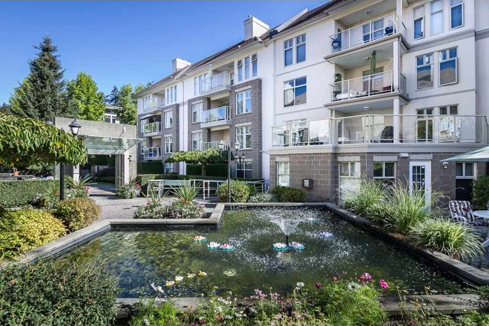 Stratford Gardens, 15350 19a Avenue Surrey, BC REW