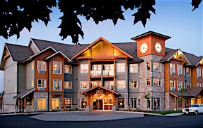 Old house hotel exterior bltcgh