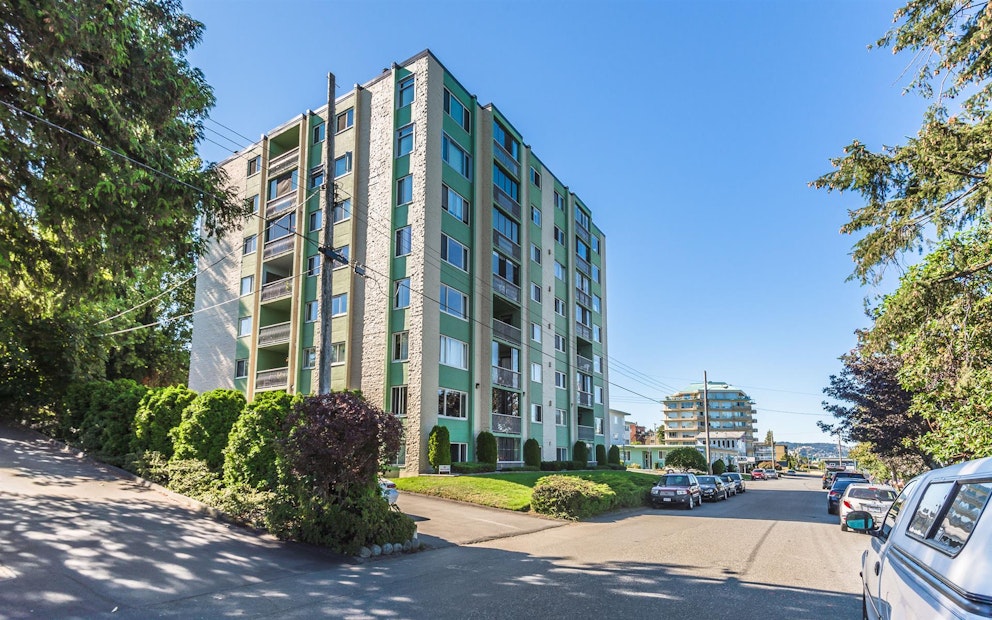 Harbour Towers, 33 Mount Benson Street Nanaimo, BC REW