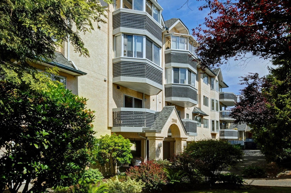 Parkside Manor, 2900 Orillia Street Saanich, BC REW