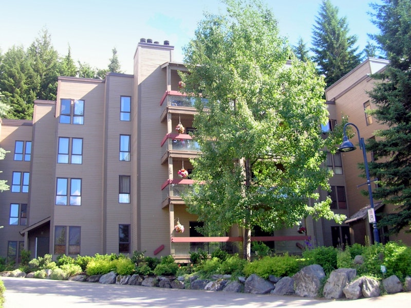 Tantalus Lodge, 4200 Whistler Way Whistler, BC | REW