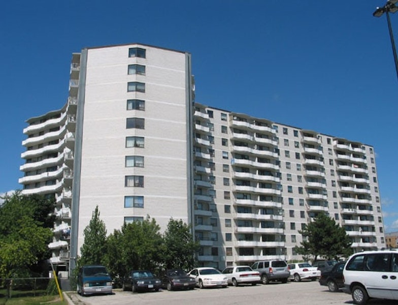 Bellamy Towers, 123 Bellamy Road North Toronto, ON REW