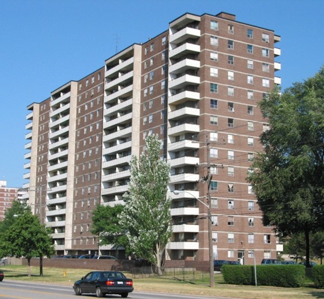 30 Carabob Court, 30 Carabob Court Toronto, ON REW