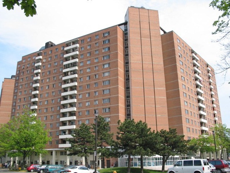 Moss Park Apartments 2 275 Shuter Street Toronto ON REW