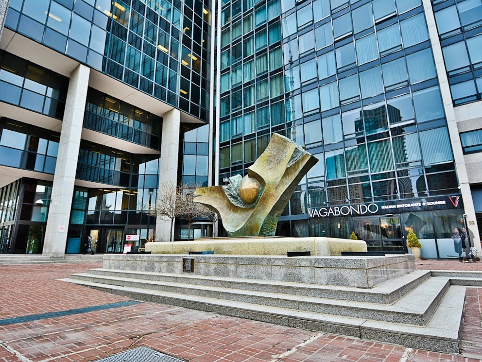 The Wellington, 30 Wellington Street East Toronto, ON REW The Wellington, 30 Wellington Street East Toronto, ON REW